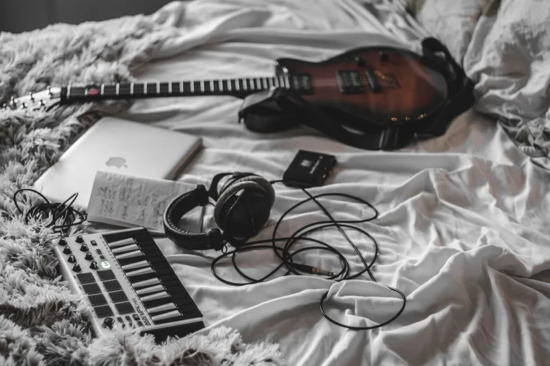 From Bedroom to Billboard: How a $500 Setup Is Rewriting the Rules of Music Production